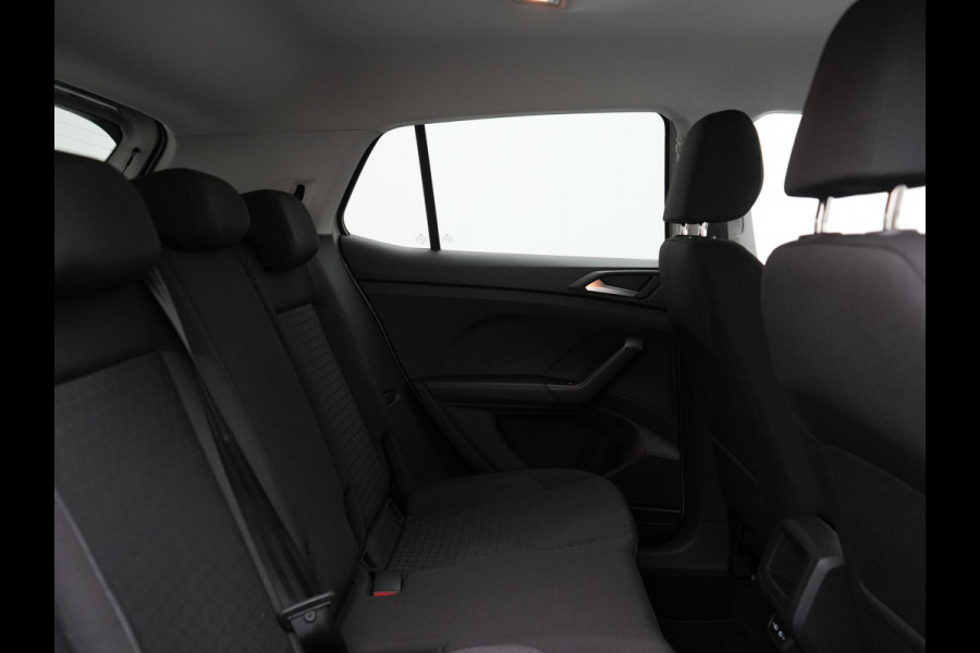 Volkswagen T-Cross 1.0 TSI Life 96pk Dealer O.H | Voorstoelen Verwarmd | Apple Carplay | Navigatie | DAB | Front Assist | Climate Control |
