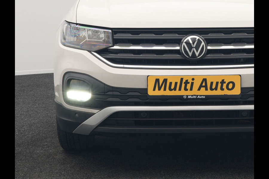 Volkswagen T-Cross 1.0 TSI Life 96pk Dealer O.H | Voorstoelen Verwarmd | Apple Carplay | Navigatie | DAB | Front Assist | Climate Control |