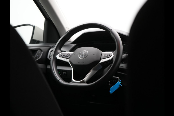 Volkswagen T-Cross 1.0 TSI Life 96pk Dealer O.H | Voorstoelen Verwarmd | Apple Carplay | Navigatie | DAB | Front Assist | Climate Control |