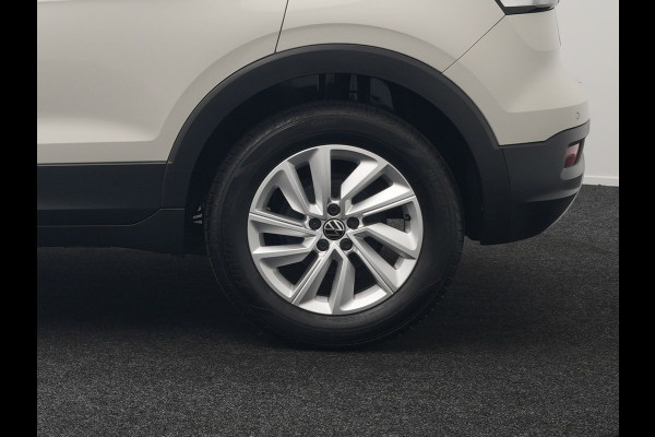 Volkswagen T-Cross 1.0 TSI Life 96pk Dealer O.H | Voorstoelen Verwarmd | Apple Carplay | Navigatie | DAB | Front Assist | Climate Control |