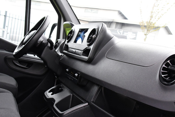 Mercedes-Benz Sprinter 315 1.9 CDI L2H2 RWD PB Edition Camera, Carplay, Dodehoek, 150pk, Automaat, Multimedia, Sensoren, Uniek!