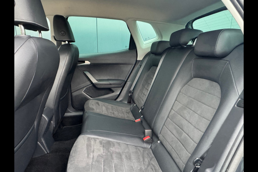 Seat Arona 1.0 TSI 110pk Automaat Style * Navigatie * Camera * Alcantara * Adaptieve Cruise Control *