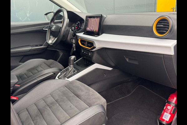 Seat Arona 1.0 TSI 110pk Automaat Style * Navigatie * Camera * Alcantara * Adaptieve Cruise Control *