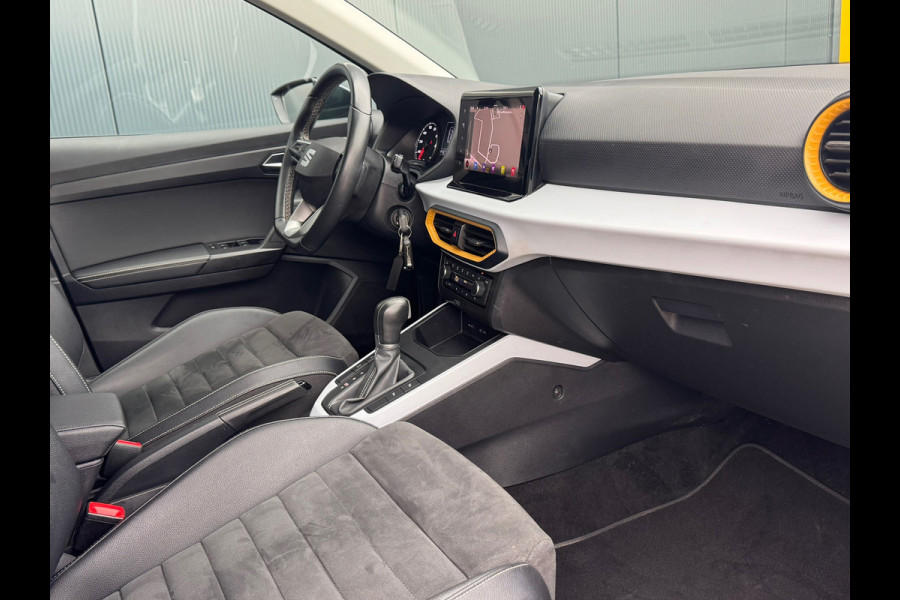 Seat Arona 1.0 TSI 110pk Automaat Style * Navigatie * Camera * Alcantara * Adaptieve Cruise Control *