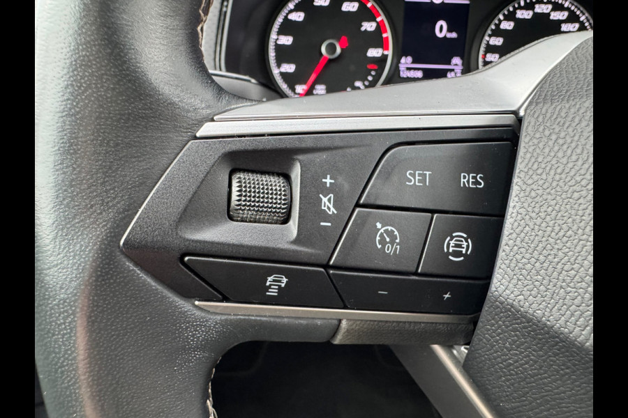 Seat Arona 1.0 TSI 110pk Automaat Style * Navigatie * Camera * Alcantara * Adaptieve Cruise Control *
