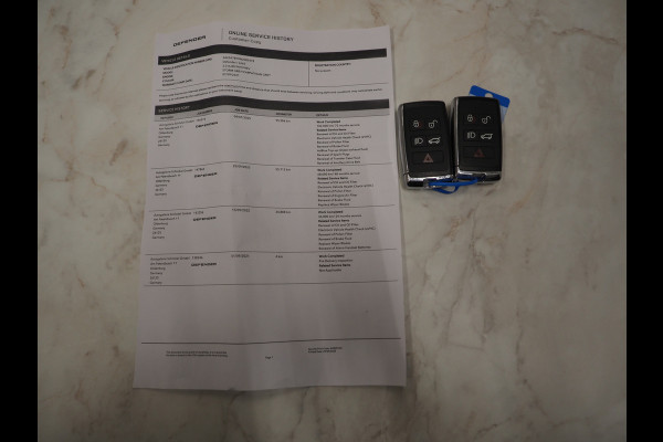 Land Rover Defender 110 2.0 P400e 110 Carpathian | Panoramadak | Black Design | Luchtvering | 360 | Adaptive | Trekhaak