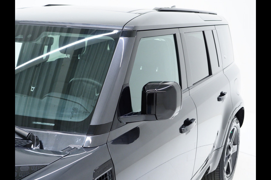 Land Rover Defender 110 2.0 P400e 110 Carpathian | Panoramadak | Black Design | Luchtvering | 360 | Adaptive | Trekhaak