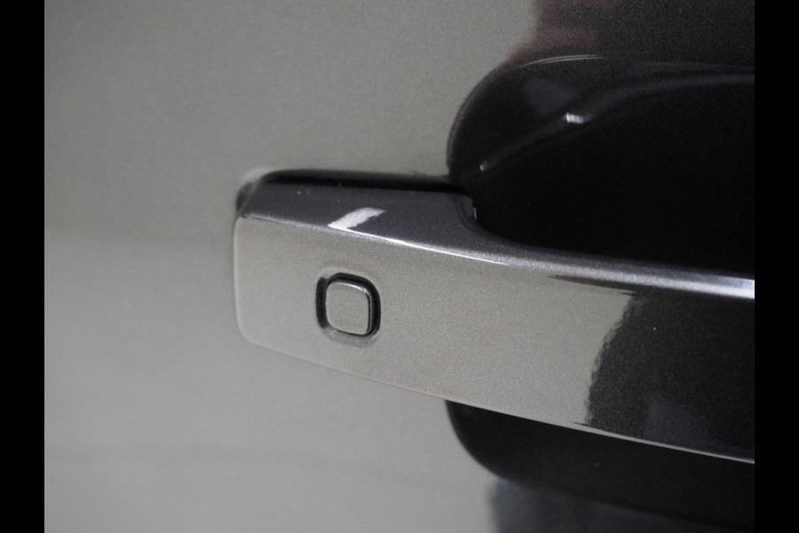 Land Rover Defender 110 2.0 P400e 110 Carpathian | Panoramadak | Black Design | Luchtvering | 360 | Adaptive | Trekhaak