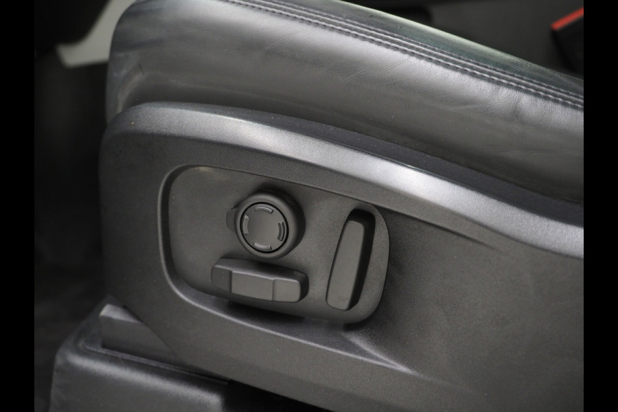 Land Rover Defender 110 2.0 P400e 110 Carpathian | Panoramadak | Black Design | Luchtvering | 360 | Adaptive | Trekhaak