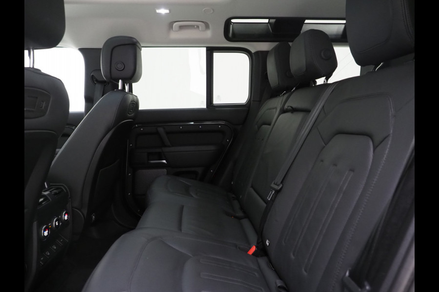 Land Rover Defender 110 2.0 P400e 110 Carpathian | Panoramadak | Black Design | Luchtvering | 360 | Adaptive | Trekhaak