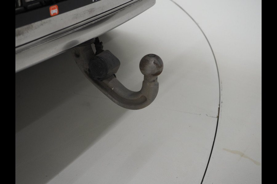 Land Rover Defender 110 2.0 P400e 110 Carpathian | Panoramadak | Black Design | Luchtvering | 360 | Adaptive | Trekhaak