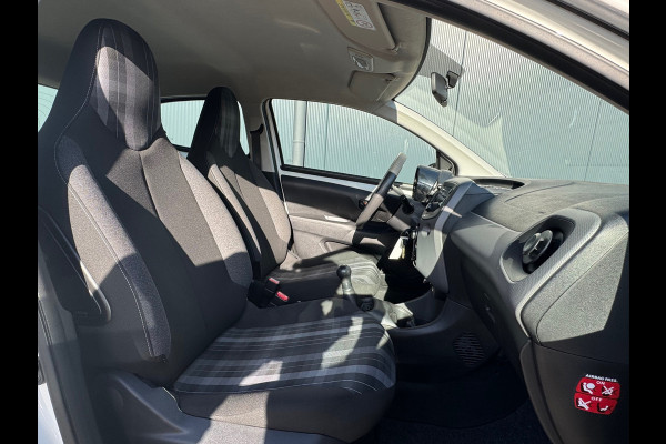 Peugeot 108 1.0 e-VTi Active * Airco * Bluetooth * 5-Deurs *