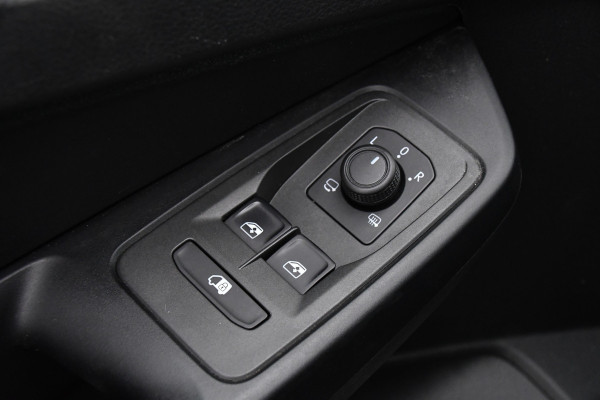 Volkswagen Caddy Cargo Maxi 2.0 TDI PB Edition Adaptieve Cruise, Carplay, LED, 122pk, Stoelverwarming, Trekhaak, Standkachel, Automaat, Uniek!