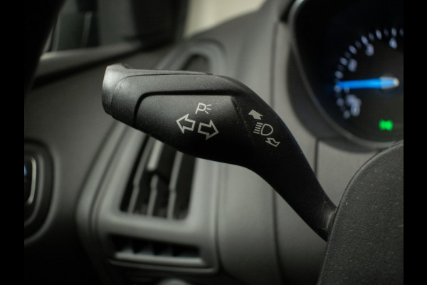 Ford FOCUS Wagon 1.0 Lease Sport Edition (APPLE CARPLAY,NAVI,CRUISE,SPORTSTOELEN,LM VELGEN,PDC,GETINT,NETTESTAAT) Ford FOCUS Wagon 1.0 Lease Sport Edition (APPLE CARPLAY,NAVI,CRUISE,SPORTSTOELEN,LM VELGEN,PDC,GETINT,NETTESTAAT)
