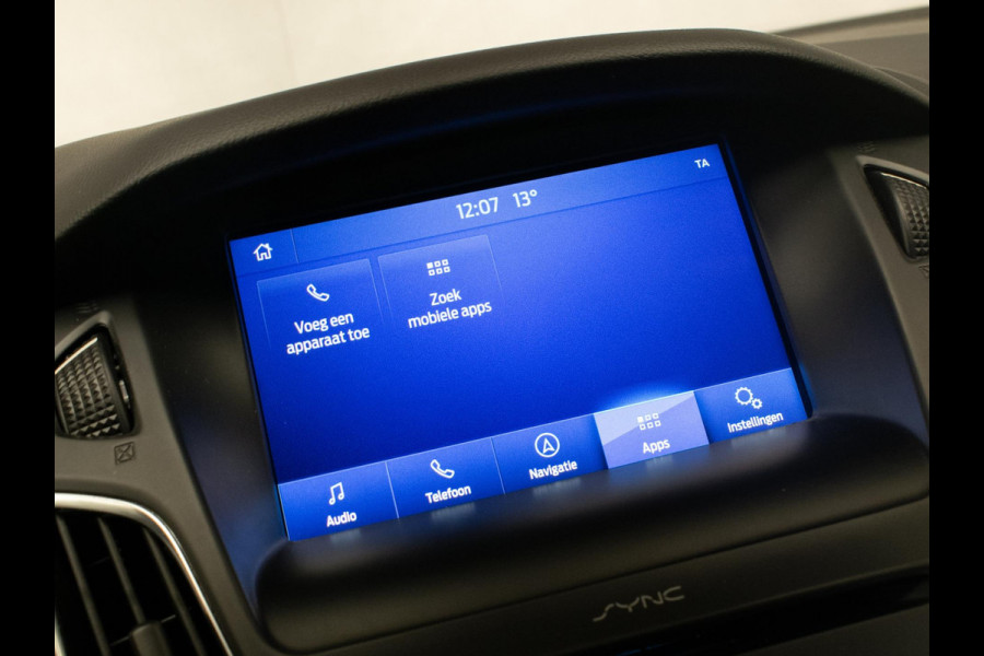 Ford FOCUS Wagon 1.0 Lease Sport Edition (APPLE CARPLAY,NAVI,CRUISE,SPORTSTOELEN,LM VELGEN,PDC,GETINT,NETTESTAAT) Ford FOCUS Wagon 1.0 Lease Sport Edition (APPLE CARPLAY,NAVI,CRUISE,SPORTSTOELEN,LM VELGEN,PDC,GETINT,NETTESTAAT)