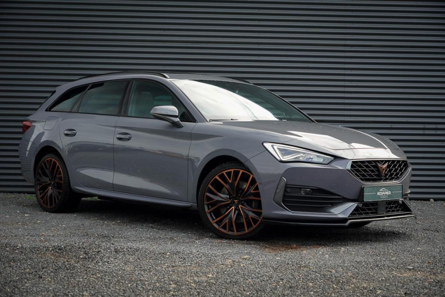 CUPRA Leon Sportstourer 1.4 e-Hybrid VZ Copper Edition / Pano / Adaptive Cruise / 19''