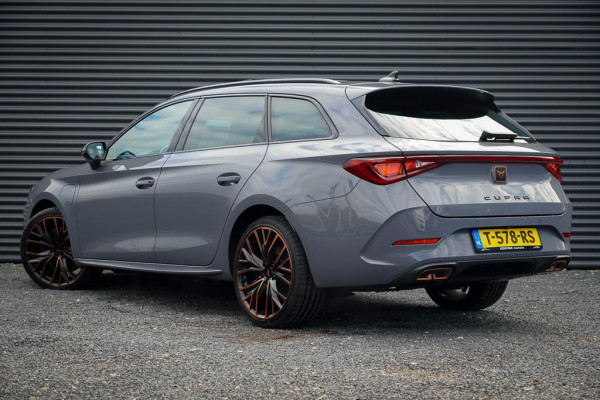 CUPRA Leon Sportstourer 1.4 e-Hybrid VZ Copper Edition / Pano / Adaptive Cruise / 19''