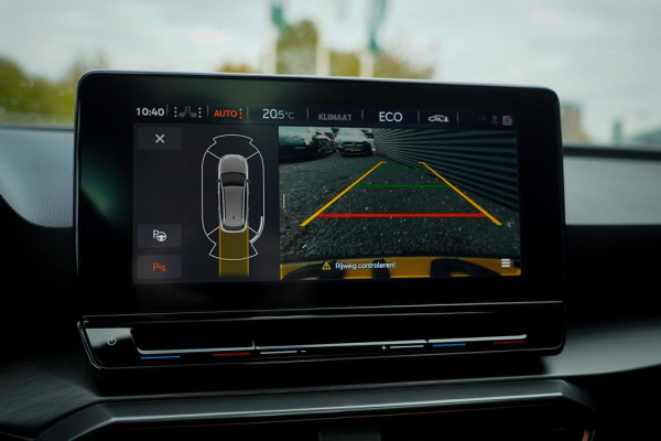 CUPRA Leon Sportstourer 1.4 e-Hybrid VZ Copper Edition / Pano / Adaptive Cruise / 19''