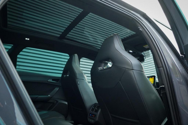 CUPRA Leon Sportstourer 1.4 e-Hybrid VZ Copper Edition / Pano / Adaptive Cruise / 19''