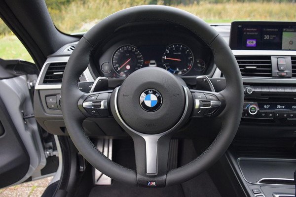 BMW 4 Serie Coupé 420i High Executive*M-Pakket*H&K*Virtual*19"Inch*66Dkm*2e eig*