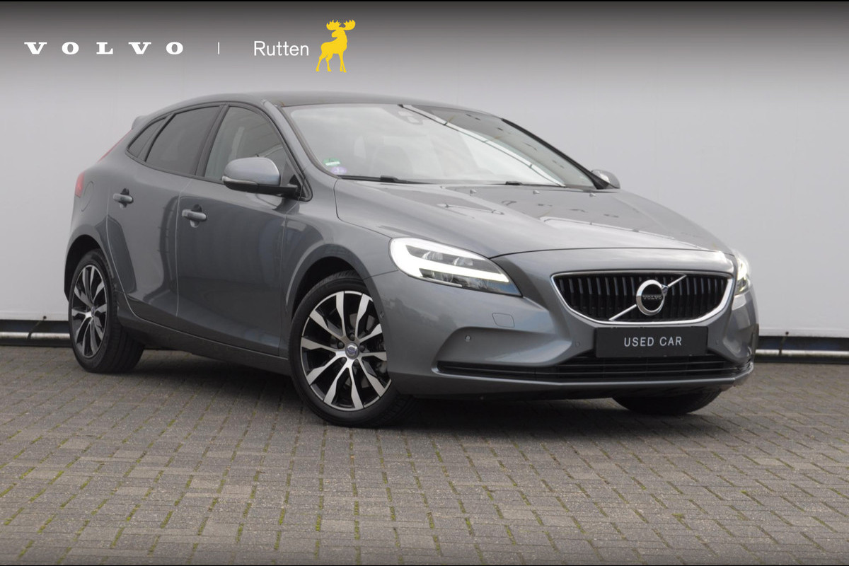 Volvo V40 T3 152PK Dynamic Edition / Cruise control / Panoramadak / Parkeeren met camera / Harman kardon audio / Standkachel / Stoelverwarming