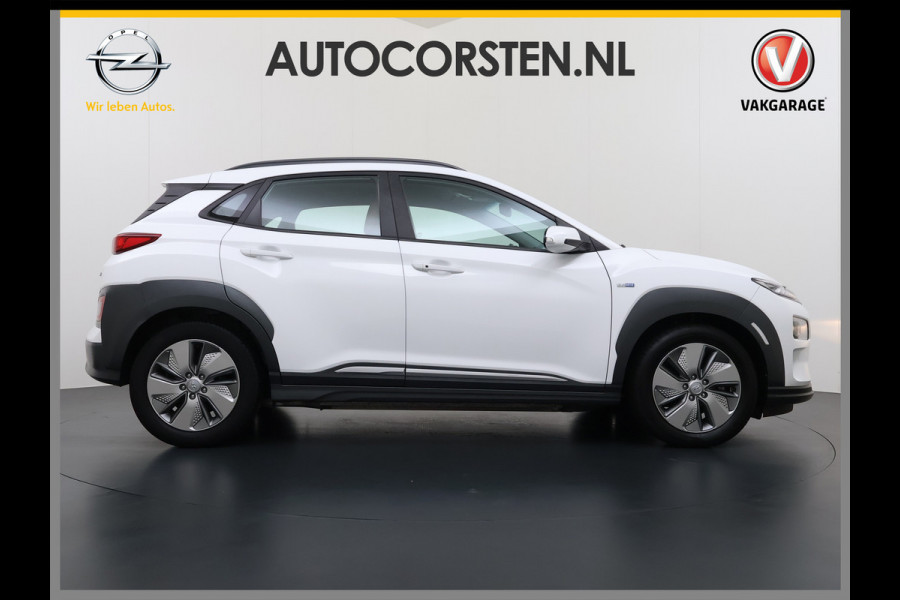 Hyundai Kona EV 64kWh Leer Warmtepomp Camera Adap. Cruise + stop&go Apple Carplay Android Comfort Ecc Pdc Navi* Isofix DAB Led Lmv 17" Lane Assist FCA Keyless 1e Eigenaar Origineel Nederlandse Auto