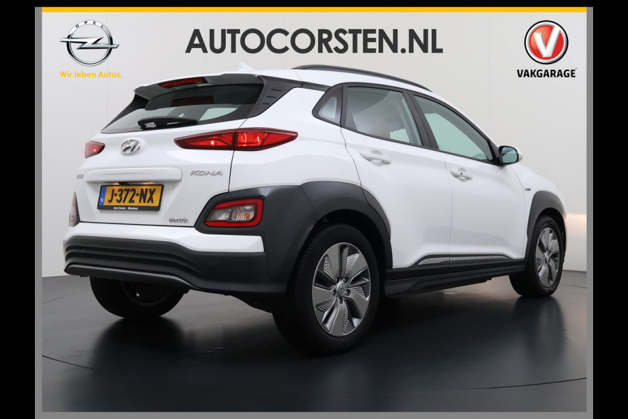Hyundai Kona EV 64kWh Leer Warmtepomp Camera Adap. Cruise + stop&go Apple Carplay Android Comfort Ecc Pdc Navi* Isofix DAB Led Lmv 17" Lane Assist FCA Keyless 1e Eigenaar Origineel Nederlandse Auto