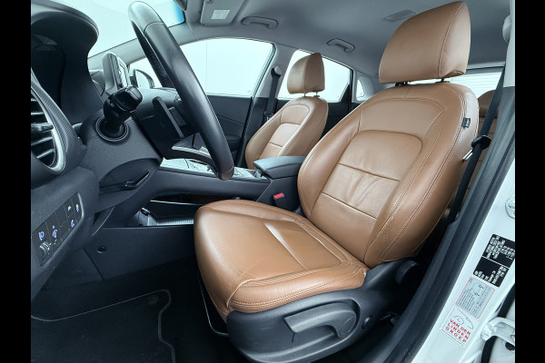 Hyundai Kona EV 64kWh Leer Warmtepomp Camera Adap. Cruise + stop&go Apple Carplay Android Comfort Ecc Pdc Navi* Isofix DAB Led Lmv 17" Lane Assist FCA Keyless 1e Eigenaar Origineel Nederlandse Auto