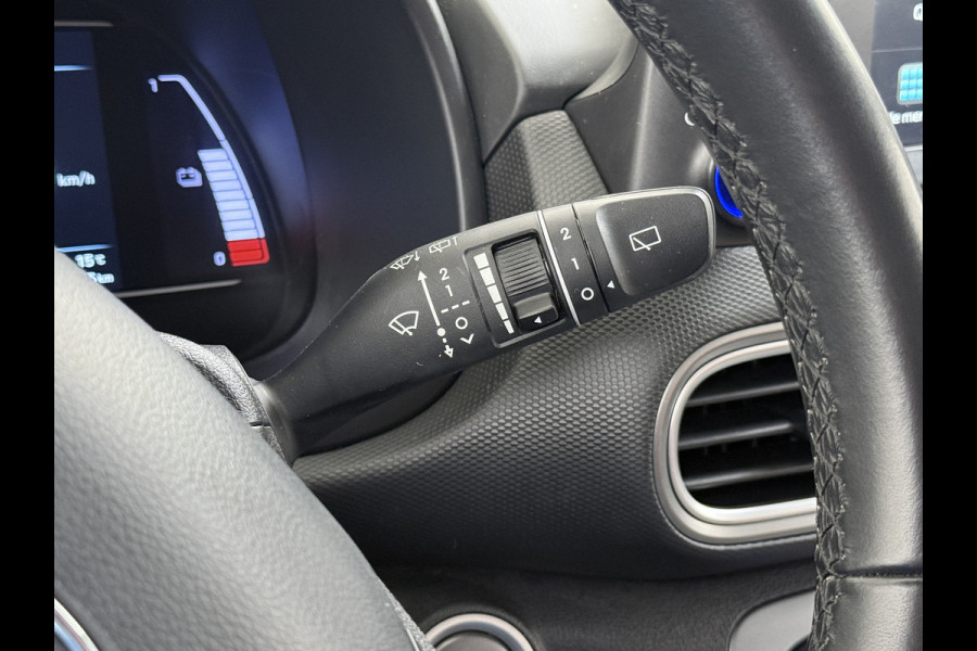 Hyundai Kona EV 64kWh Leer Warmtepomp Camera Adap. Cruise + stop&go Apple Carplay Android Comfort Ecc Pdc Navi* Isofix DAB Led Lmv 17" Lane Assist FCA Keyless 1e Eigenaar Origineel Nederlandse Auto