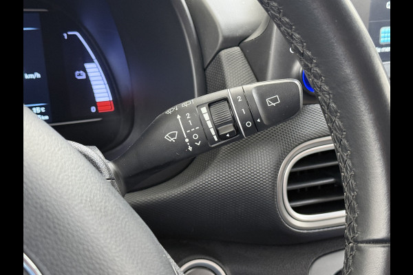 Hyundai Kona EV 64kWh Leer Warmtepomp Camera Adap. Cruise + stop&go Apple Carplay Android Comfort Ecc Pdc Navi* Isofix DAB Led Lmv 17" Lane Assist FCA Keyless 1e Eigenaar Origineel Nederlandse Auto
