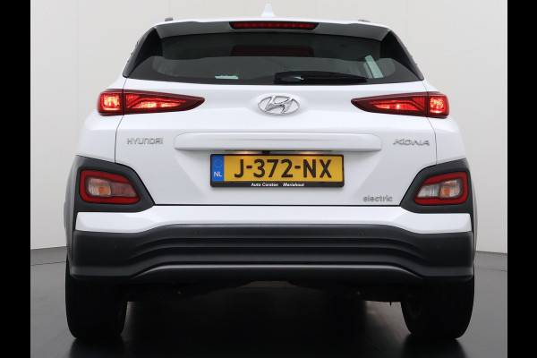 Hyundai Kona EV 64kWh Leer Warmtepomp Camera Adap. Cruise + stop&go Apple Carplay Android Comfort Ecc Pdc Navi* Isofix DAB Led Lmv 17" Lane Assist FCA Keyless 1e Eigenaar Origineel Nederlandse Auto