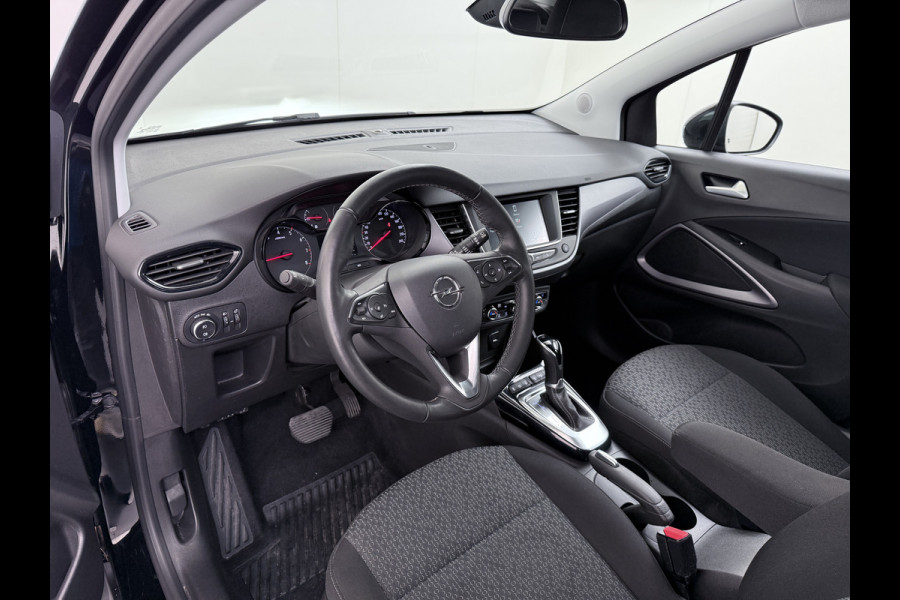 Opel Crossland T 131PK AUT-6 Apple Carplay Android Auto Navi* Ecc Cruise Control Camera Stoel+Stuurverwarming Pdc Elegance DAB Bluetooth Lane Assist Led Winter Pakket Parkeer Pakket Mooie en complete Opel Crossland! € 32.000 nieuw! EURO6
