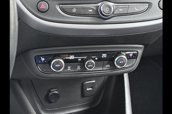 Opel Crossland T 131PK AUT-6 Apple Carplay Android Auto Navi* Ecc Cruise Control Camera Stoel+Stuurverwarming Pdc Elegance DAB Bluetooth Lane Assist Led Winter Pakket Parkeer Pakket Mooie en complete Opel Crossland! € 32.000 nieuw! EURO6