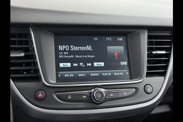Opel Crossland T 131PK AUT-6 Apple Carplay Android Auto Navi* Ecc Cruise Control Camera Stoel+Stuurverwarming Pdc Elegance DAB Bluetooth Lane Assist Led Winter Pakket Parkeer Pakket Mooie en complete Opel Crossland! € 32.000 nieuw! EURO6