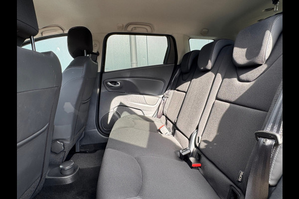 Renault Clio Estate 0.9 TCe Limited * Navigatie * Parkeersensoren * Cruise Control *