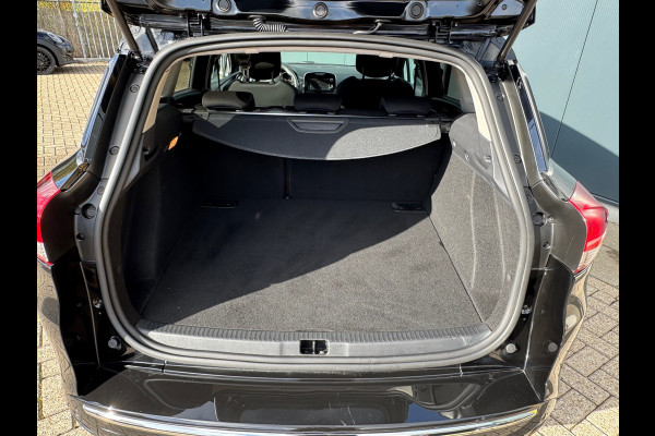 Renault Clio Estate 0.9 TCe Limited * Navigatie * Parkeersensoren * Cruise Control *