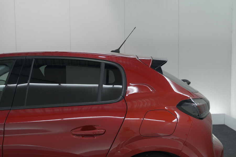 Peugeot 208 PureTech 100 Allure Pack | Camera | Stoelverwarming | Apple Carplay | Parkeersensoren