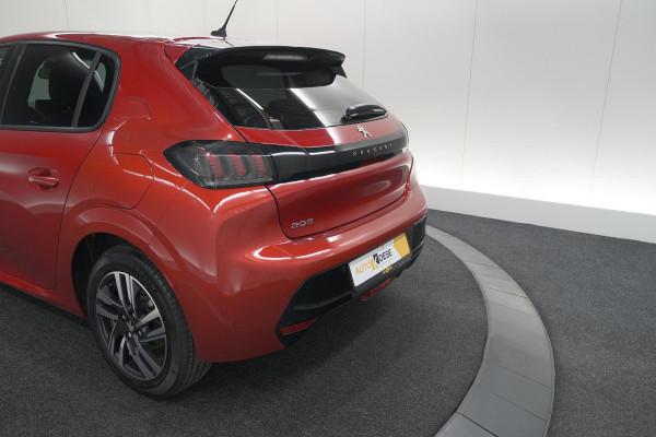 Peugeot 208 PureTech 100 Allure Pack | Camera | Stoelverwarming | Apple Carplay | Parkeersensoren