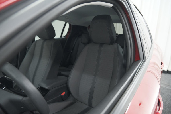 Peugeot 208 PureTech 100 Allure Pack | Camera | Stoelverwarming | Apple Carplay | Parkeersensoren