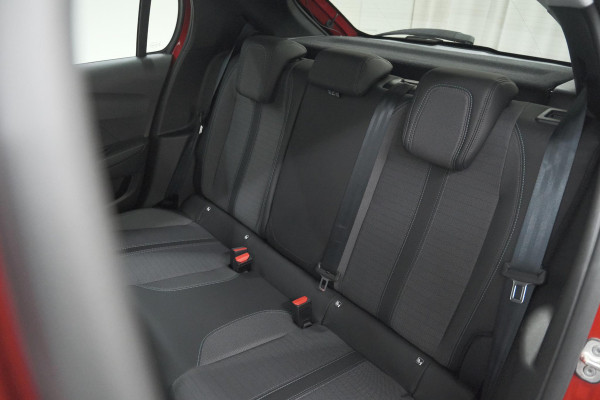 Peugeot 208 PureTech 100 Allure Pack | Camera | Stoelverwarming | Apple Carplay | Parkeersensoren