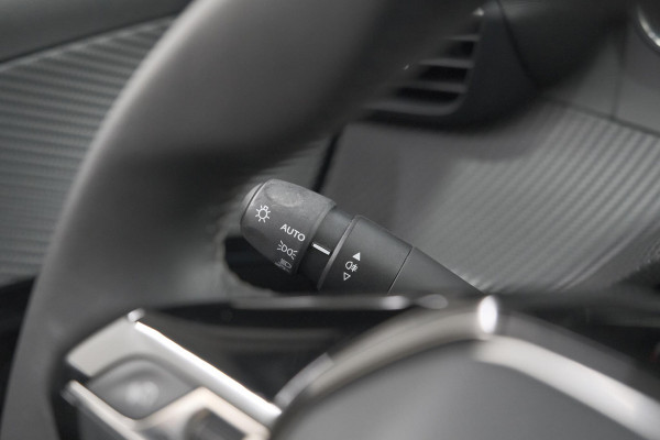 Peugeot 208 PureTech 100 Allure Pack | Camera | Stoelverwarming | Apple Carplay | Parkeersensoren