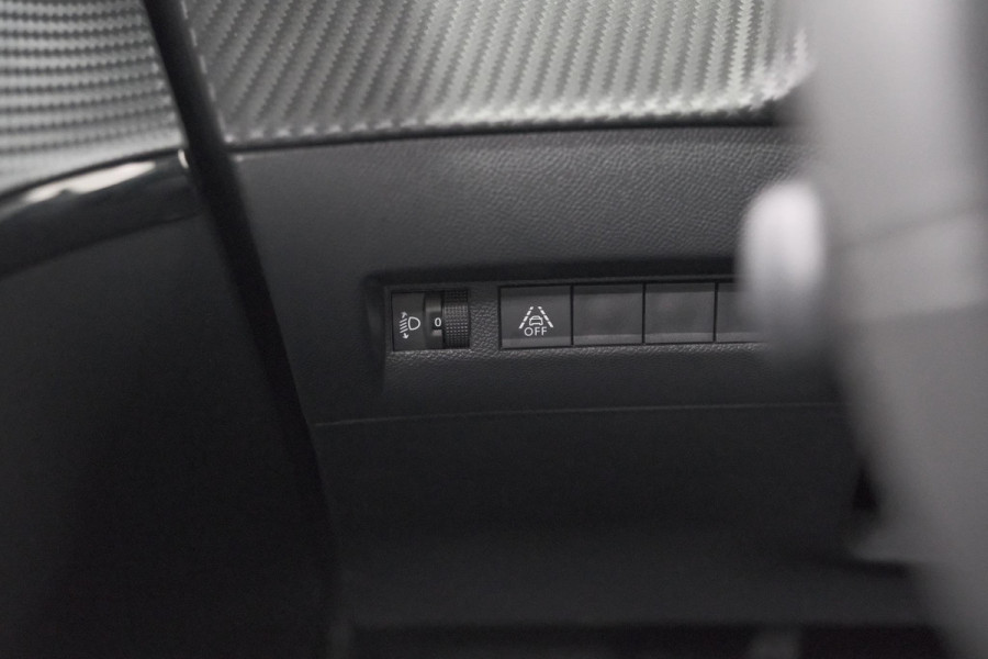 Peugeot 208 PureTech 100 Allure Pack | Camera | Stoelverwarming | Apple Carplay | Parkeersensoren