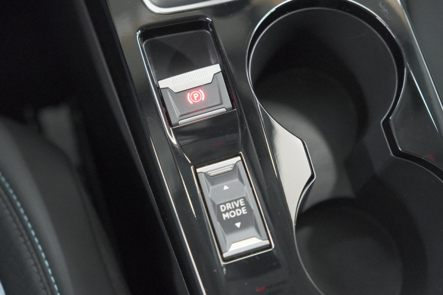 Peugeot 208 PureTech 100 Allure Pack | Camera | Stoelverwarming | Apple Carplay | Parkeersensoren