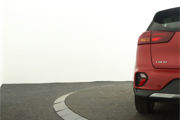 Kia Niro 1.6 GDi Hybrid DynamicLine Apple Carplay/Android Auto - Cruise Control - Lederen Bekleding - Navigatie - Fabrieksgarantie tot 12-2027