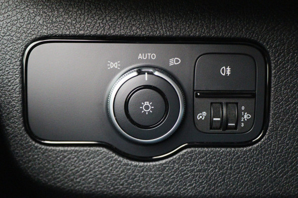 Mercedes-Benz Sprinter 315 CDI L2H2 Automaat 3-Zits, Airco, Cruise, Camera, Apple Carplay, DAB, PDC, 18''