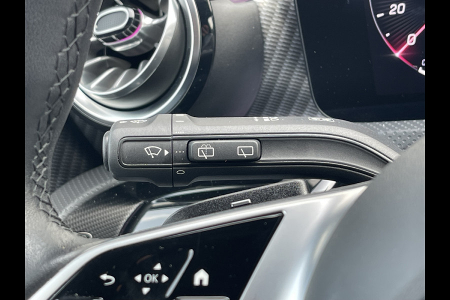 Mercedes-Benz A-Klasse 180 Luxury Line | Facelift | Pano | Ambiente | Camera | CarPlay | LED | Keyless | DAB+