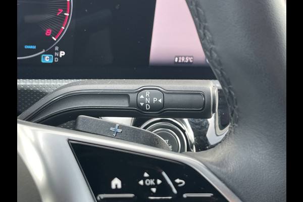 Mercedes-Benz A-Klasse 180 Luxury Line | Facelift | Pano | Ambiente | Camera | CarPlay | LED | Keyless | DAB+