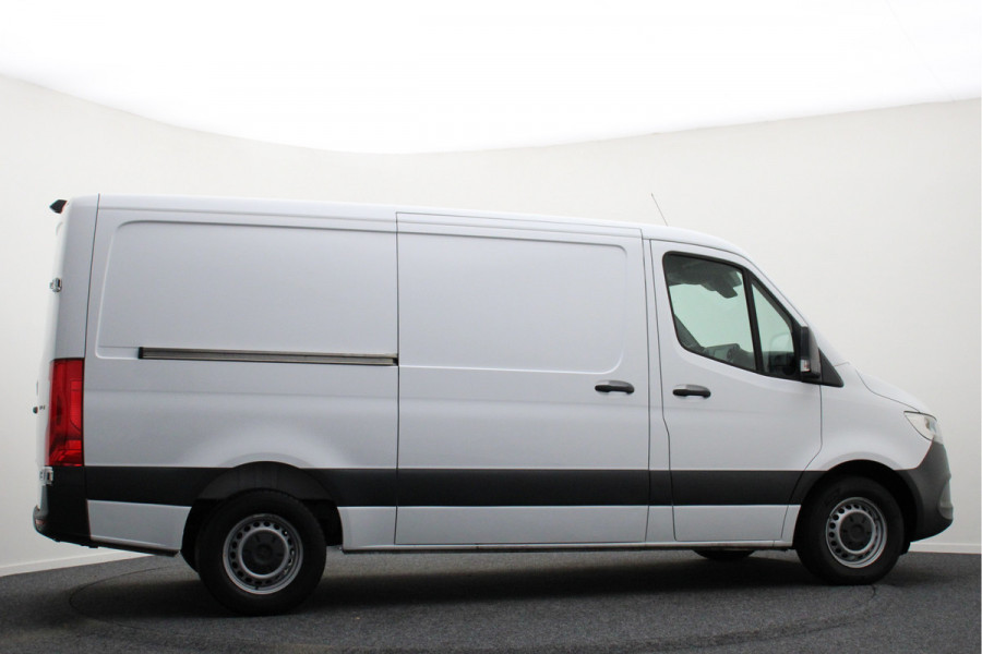Mercedes-Benz Sprinter 317 CDI Aut. L2H1 Leer, Standkachel, Camera, 3-Zits, Airco, Cruise, Apple Carplay, DAB