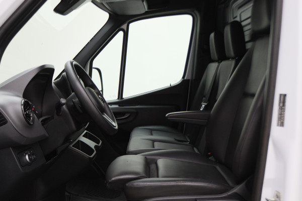 Mercedes-Benz Sprinter 317 CDI Aut. L2H1 Leer, Standkachel, Camera, 3-Zits, Airco, Cruise, Apple Carplay, DAB