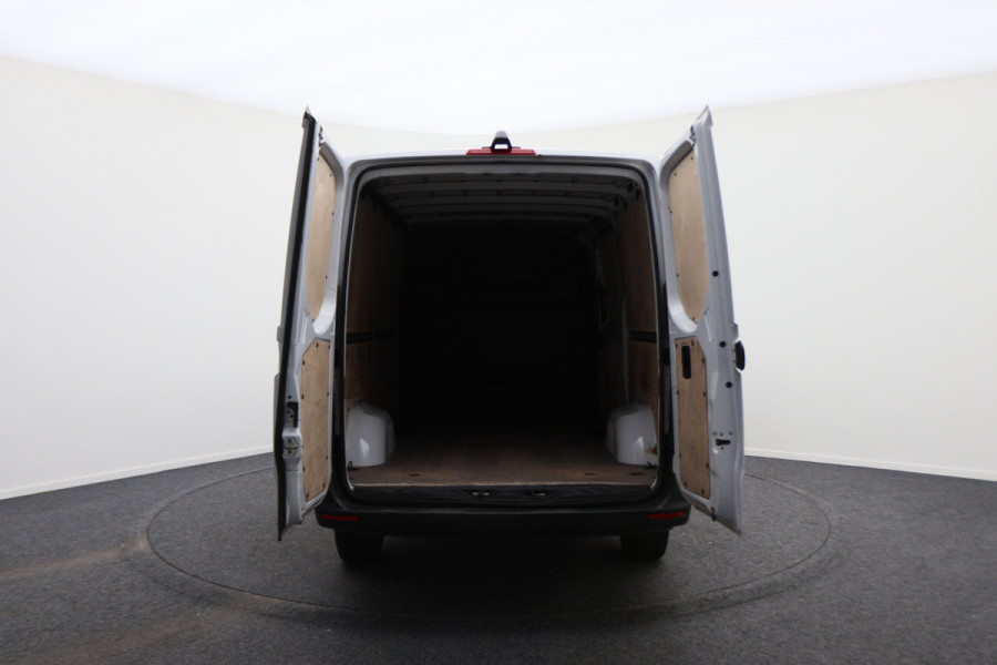 Mercedes-Benz Sprinter 317 CDI Aut. L2H1 Leer, Standkachel, Camera, 3-Zits, Airco, Cruise, Apple Carplay, DAB